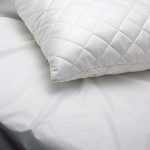 Decolin Pillow Protector Quilted Std - Image 2